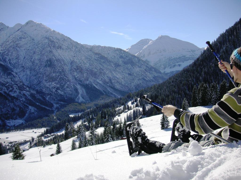 Gasthof Baren Hotell Holzgau Eksteriør bilde