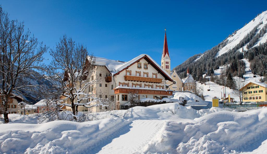 Gasthof Baren Hotell Holzgau Eksteriør bilde